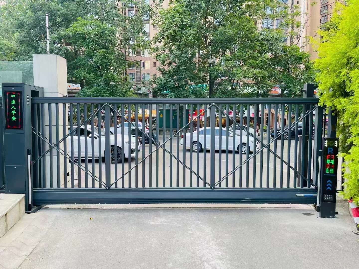 江宁区电动伸缩门
